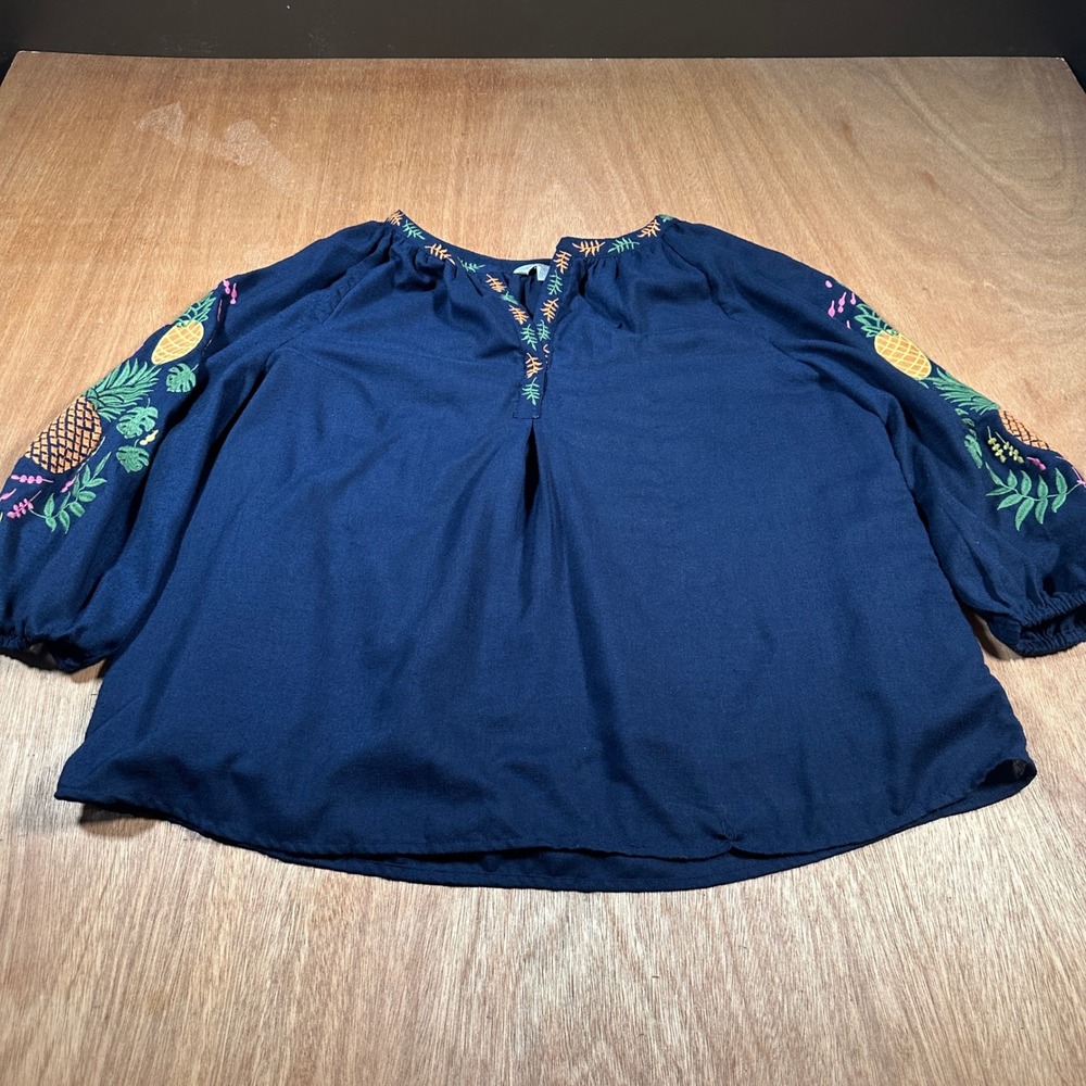 Crown & Ivy Blouse Womens Large Navy Blue Pineapple Embroidered Puff Sleeve Top